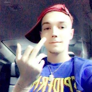 Meet your Posher, Aaron